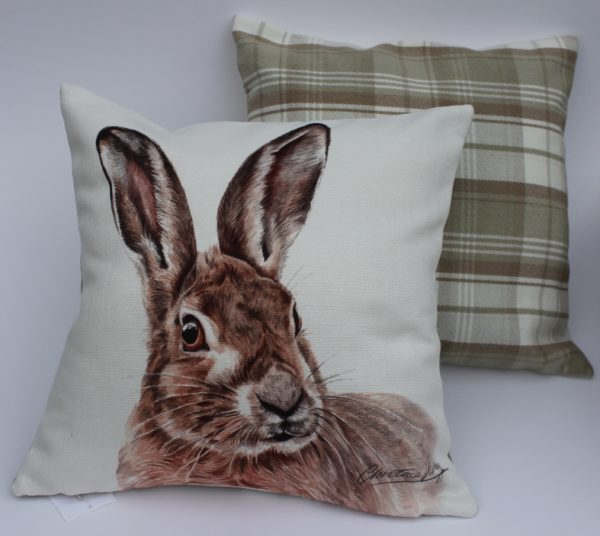 Hare  Cushion (CUS-WL03)