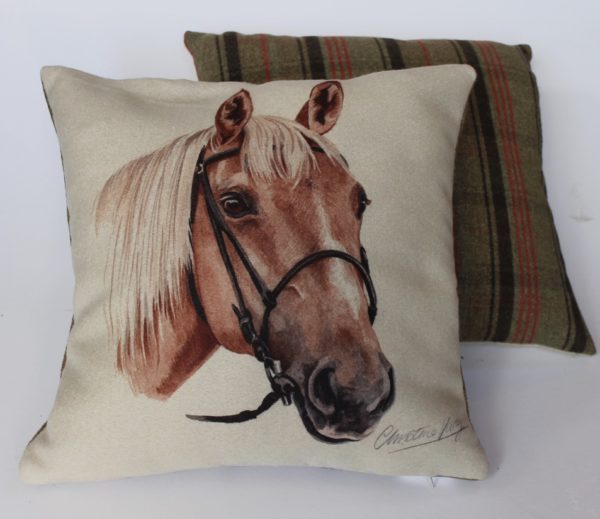 CUS-EQ04 Palomino Horse Cushion