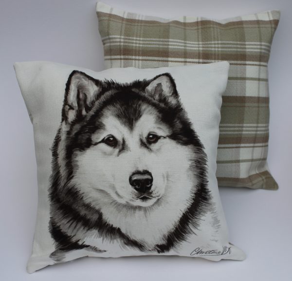 Alaskan Malamute Dog Cushion (CUS-236)